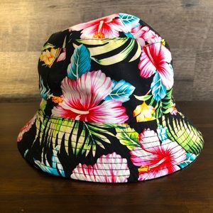 Hawaiian Print Bucket Hat Reversible Black Pink Floral